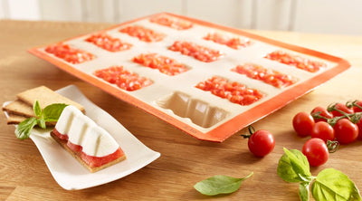 Cheesecakes au tartare de tomates et biscuit basilic