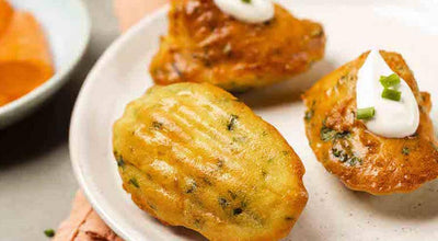 Madeleines salées au saumon fumé et ciboulette